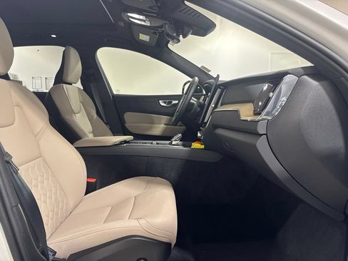 Certified 2026 Volvo XC60 B5 Plus AWD/4WD image 28