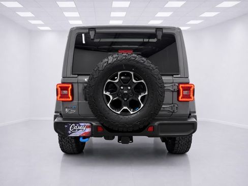 Used 2023 Jeep Wrangler Unlimited Rubicon 4xe w/ Cold Weather Group AWD/4WD image 13