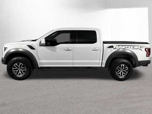 Used 2018 Ford F150 Raptor w/ Equipment Group 802A Luxury AWD/4WD image 28
