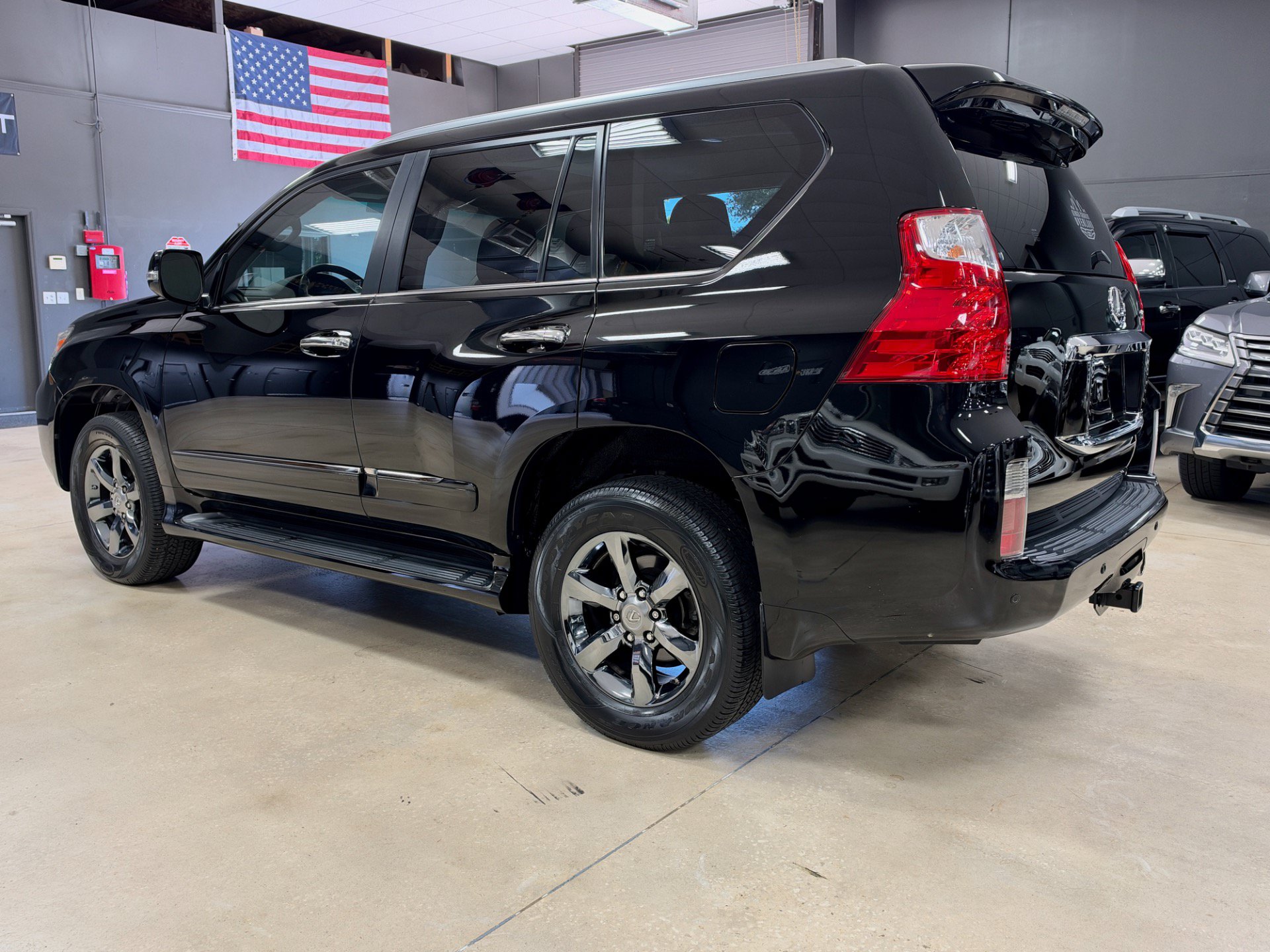 Used 2012 Lexus GX 460 w/ Comfort Plus Pkg AWD/4WD image 11