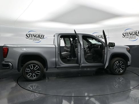 Used 2025 GMC Sierra 1500 AT4 w/ AT4 Premium Package AWD/4WD image 36