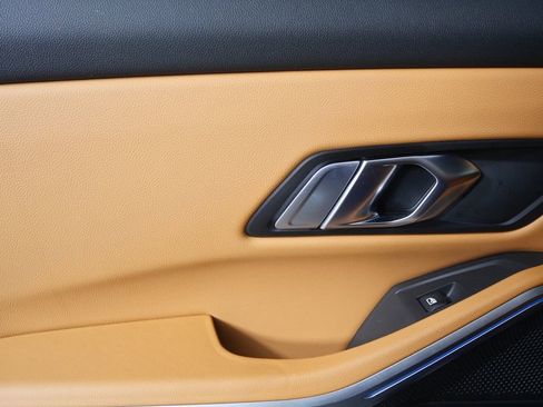 Certified 2023 BMW 330i Sedan w/ Premium Package image 13