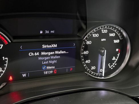 Used 2023 Cadillac XT6 Luxury FWD image 18