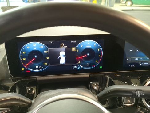 Used 2021 Mercedes-Benz GLA 250 4MATIC image 12
