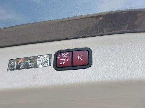 Used 2023 Mercedes-Benz EQS 450+ SUV image 10