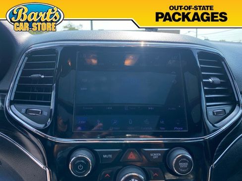 Used 2019 Jeep Grand Cherokee Limited w/ Luxury Group II AWD/4WD image 33