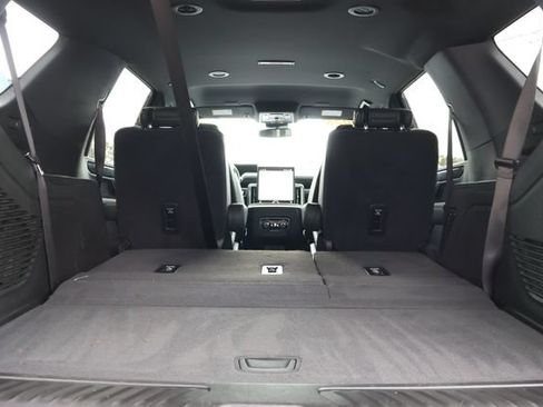 Used 2025 GMC Yukon Elevation AWD/4WD image 24