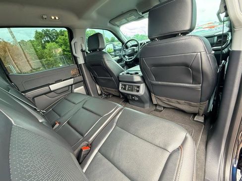 Used 2024 Ford F250 Lariat w/ Sport Appearance Package AWD/4WD image 32