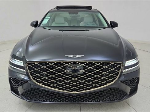 Used 2025 Genesis G80 2.5T Sport Prestige image 13