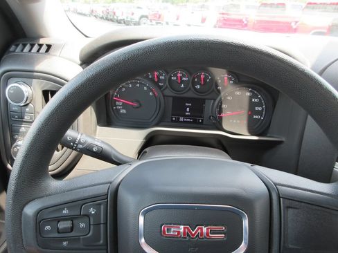 Certified 2025 GMC Sierra 1500 Pro w/ Pro Value Package AWD/4WD image 22