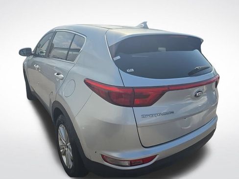 Used 2018 Kia Sportage LX FWD image 5