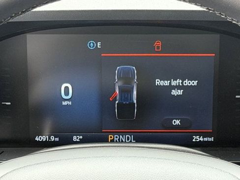 Used 2026 Ford Maverick XLT w/ XLT Luxury Package FWD image 16