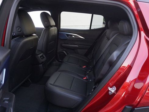 New 2026 Chevrolet Equinox EV LT image 11