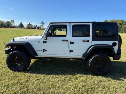 Used 2014 Jeep Wrangler Unlimited Sport image 6