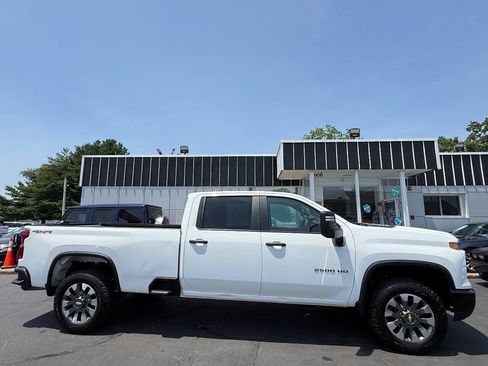 Used 2026 Chevrolet Silverado 2500 Custom w/ Custom Convenience Package AWD/4WD image 10