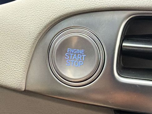 Used 2025 Hyundai Palisade Calligraphy image 26