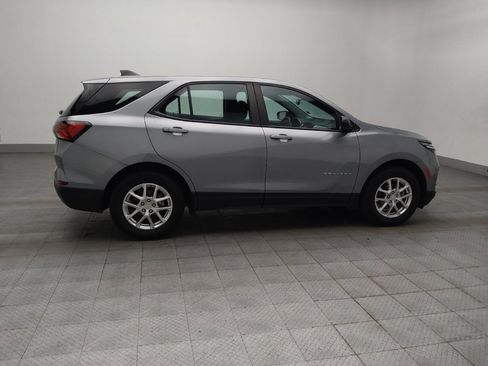 Used 2023 Chevrolet Equinox LS image 10