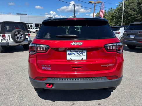 Certified 2026 Jeep Compass Trailhawk AWD/4WD image 4
