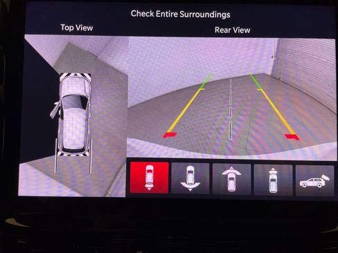 New 2025 Jeep Grand Cherokee Limited w/ Luxury Tech Group II image 14