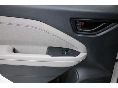 Used 2025 Subaru Forester Premium image 11