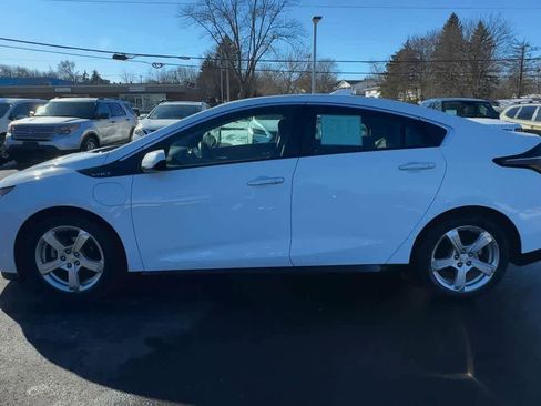 Used 2017 Chevrolet Volt LT image 5