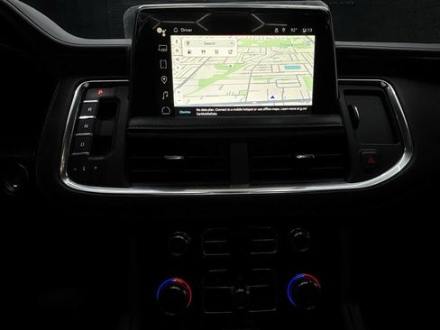 Used 2023 GMC Yukon SLT w/ SLT Premium Package AWD/4WD image 22