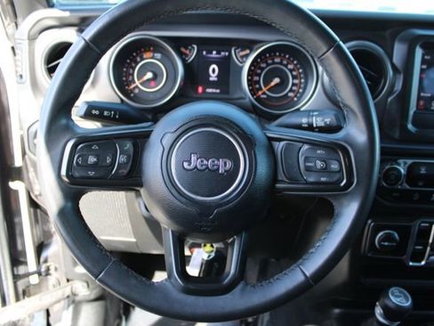 Used 2023 Jeep Wrangler Unlimited Sport AWD/4WD image 18