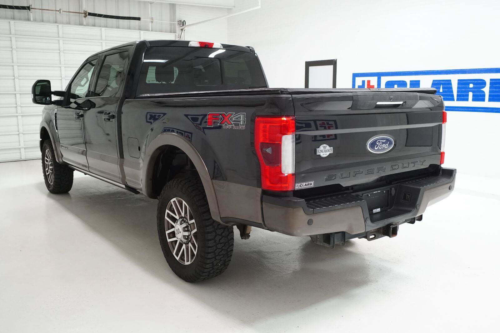 Used 2017 Ford F250 King Ranch w/ King Ranch Ultimate Package AWD/4WD image 29
