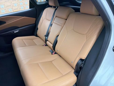 Used 2025 Lexus RX 350 Premium image 21