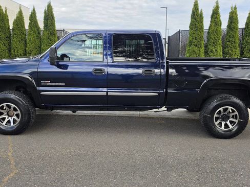 Used 2005 GMC Sierra 2500 SLE image 8