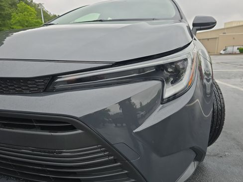 Used 2024 Toyota Corolla LE FWD image 32