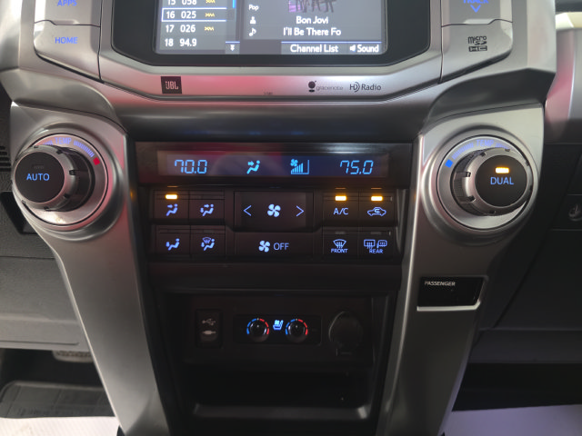 Used 2015 Toyota 4Runner Limited w/ Four Season Floor Mat Package AWD/4WD image 20