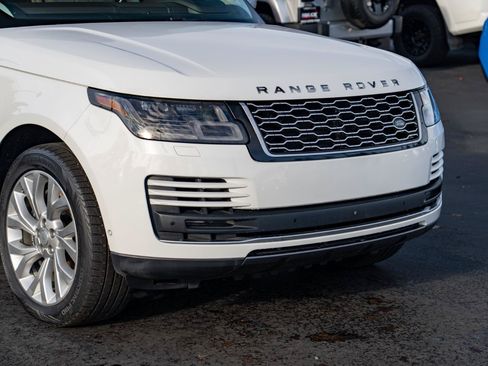 Used 2018 Land Rover Range Rover Supercharged AWD/4WD image 24