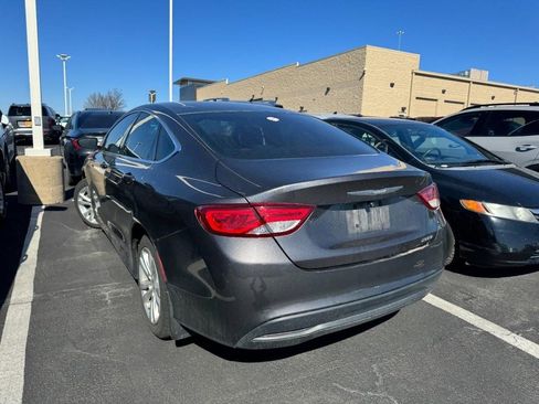Used 2017 Chrysler 200 LX image 4