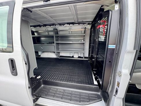 Used 2019 GMC Savana 2500 w/ Driver Convenience Package RWD image 12