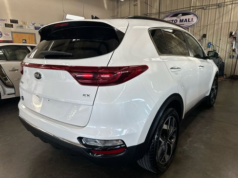 Used 2022 Kia Sportage EX image 10