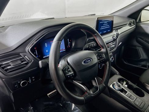 Used 2024 Ford Escape ST-Line AWD/4WD image 9