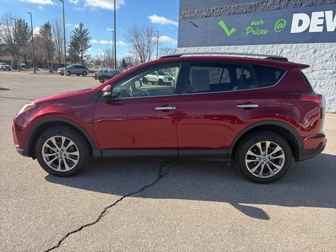 Used 2018 Toyota RAV4 Limited image 2
