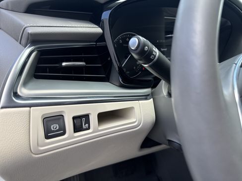 Used 2021 Cadillac XT5 Premium Luxury w/ LPO, Floor Liner Package FWD image 28