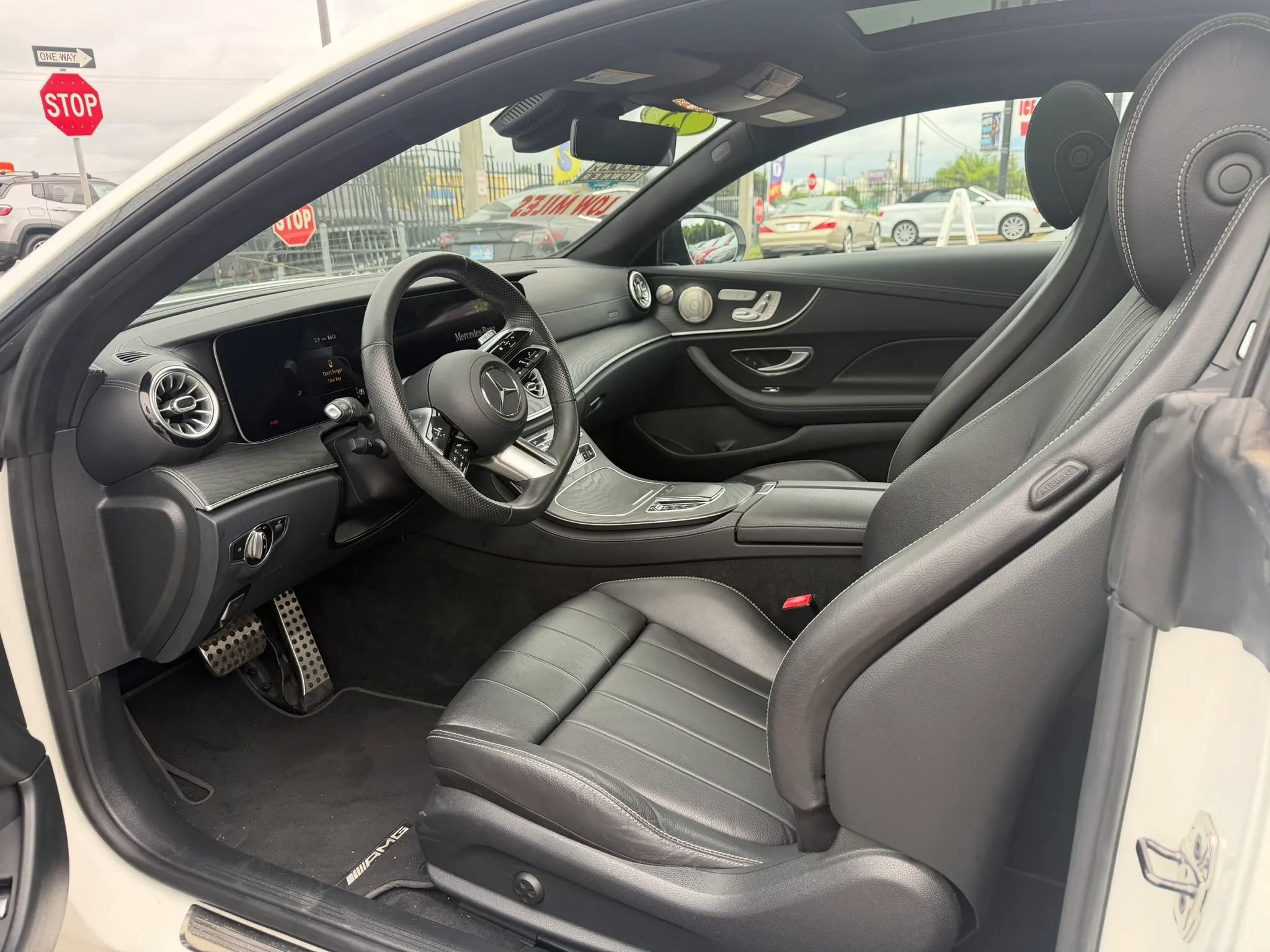 Used 2023 Mercedes-Benz E 450 Coupe image 7