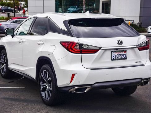 Used 2018 Lexus RX 350 FWD w/ Premium Package image 4