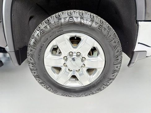 Used 2020 Chevrolet Silverado 2500 LTZ w/ LTZ Premium Package image 35