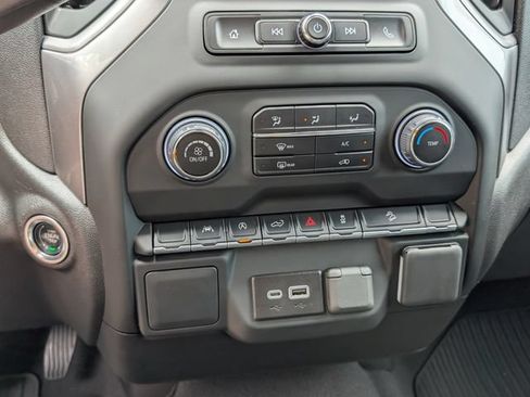 Used 2024 Chevrolet Silverado 1500 Custom Trail Boss w/ Turbomax Blackout Package AWD/4WD image 8