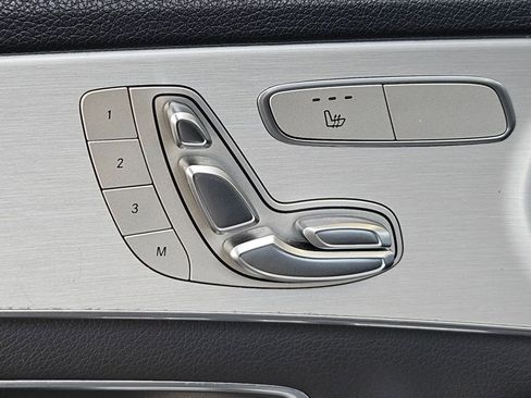 Used 2019 Mercedes-Benz C 300 Sedan image 21