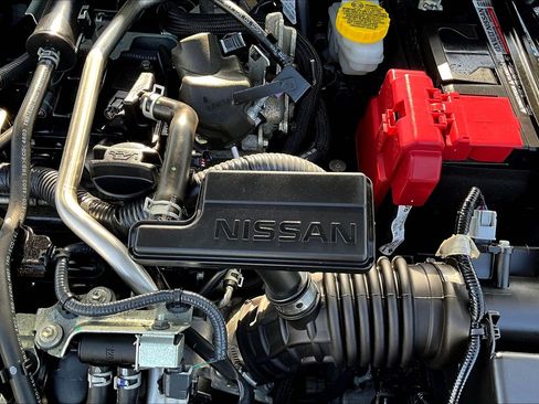 Used 2025 Nissan Sentra SV FWD image 33