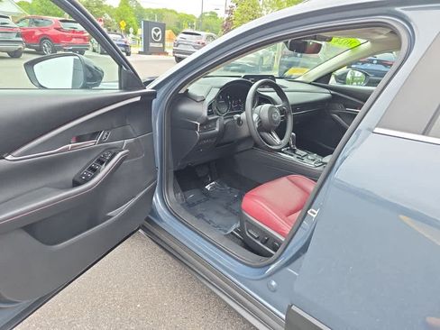 Used 2024 MAZDA CX-30 AWD 2.5 S w/ Preferred Package image 11