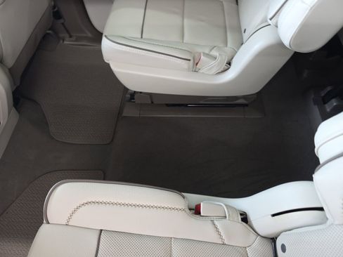 Used 2023 GMC Yukon Denali image 23