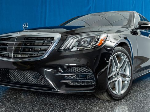Used 2020 Mercedes-Benz S 560 Sedan image 28