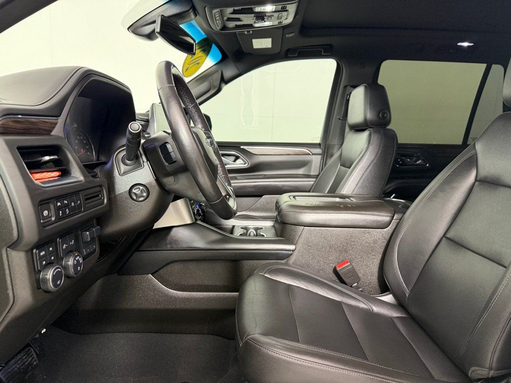 Used 2021 Chevrolet Tahoe Z71 w/ Z71 Off-Road Package AWD/4WD image 12