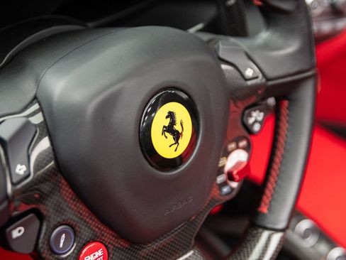 Used 2018 Ferrari 488 Spider RWD image 23